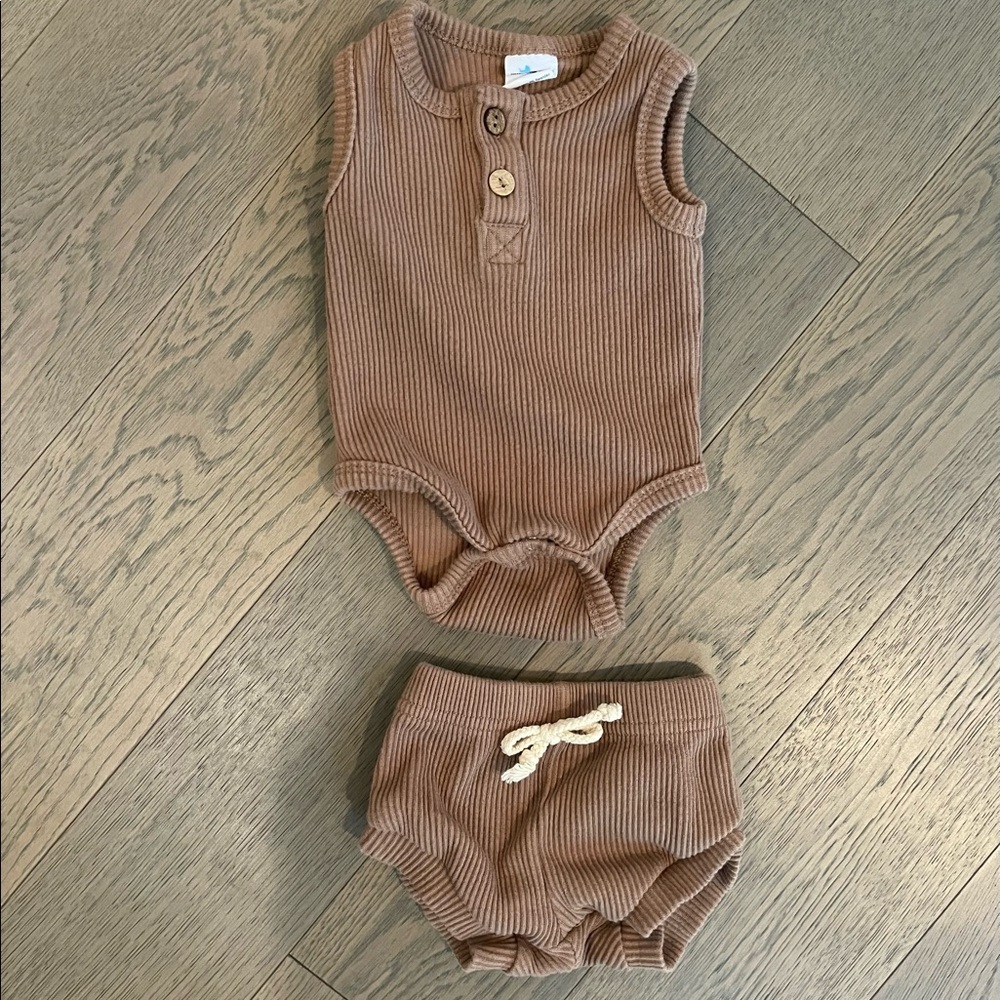 Little one shop button ribbed sleeveless short set